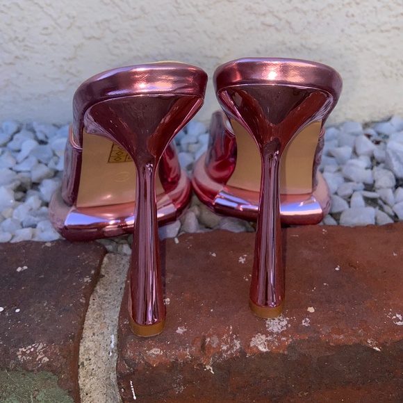 C BARBIE PINK LIQUID METALLIC PLATFORM HEELS PUMPS DANCER PLEASER MIRROR RAINBOW - Picture 7 of 16